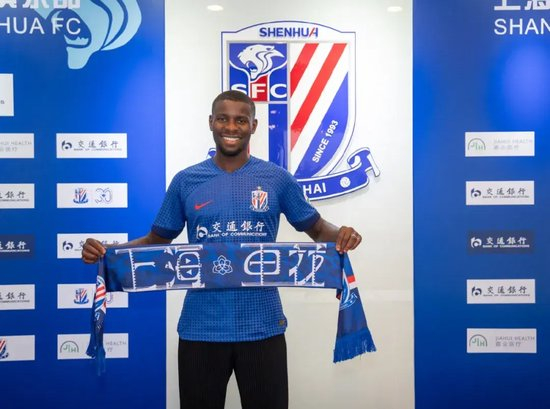  转会窗口开启大牌频现，豪门补强动作不断