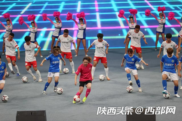  青年联赛启幕，新生代球员展风采